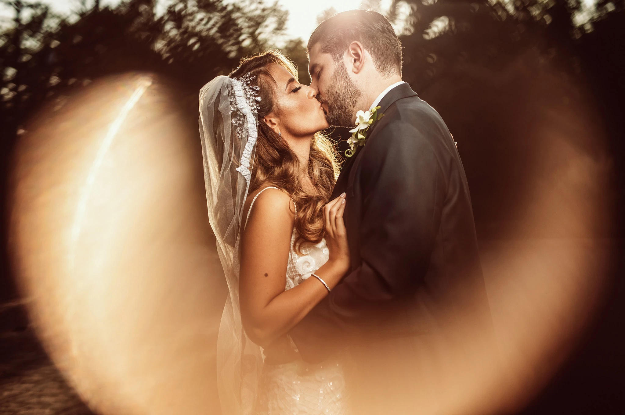 Photo of bride and groom at Rockleigh wedding in NJ