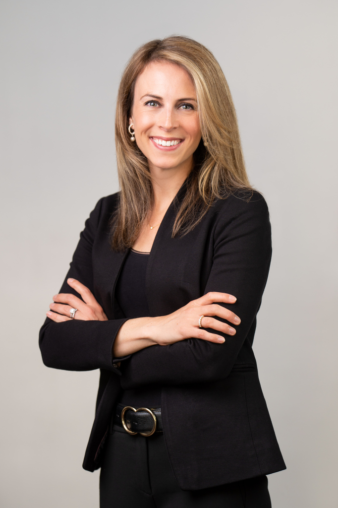 Headshot Kate Barry Jesse Rinka Photography 33