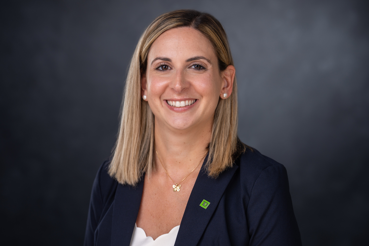 Laura Piccone Headshot 2023 Jesse Rinka 26